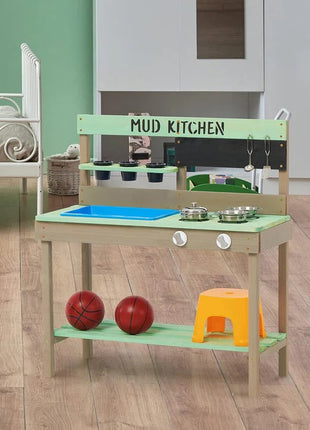 Dječija drvena kuhinja