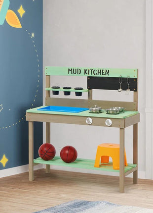 Dječija drvena kuhinja