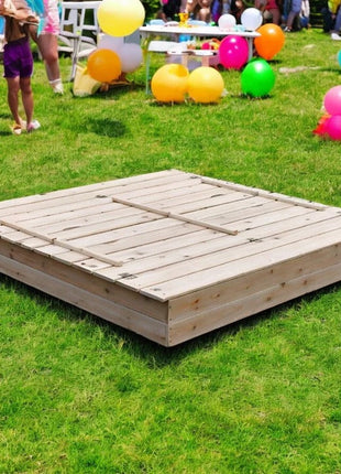 Veliki dječiji pješčanik sa klupama i preklopnim poklopcem, drveni