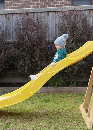 Dječija drvena penjalica sa toboganom