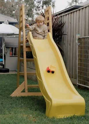 Dječija drvena penjalica sa toboganom