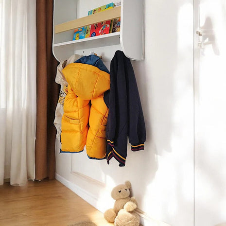 Dječija polica, Zid sa policama i vješalicama, bijela, za dječiju sobu