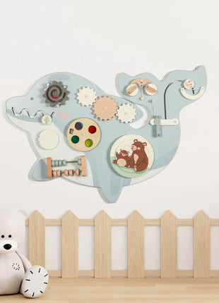 Dječija drvena aktivna tabla GINGER HOME, delfin za zid, Montessori busy board, 59,6 × 39,5 cm