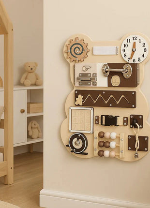 Montesori drvena tabla za motoriku – Medvjed